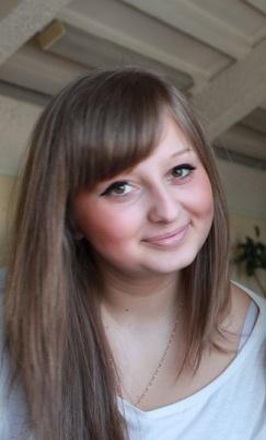 Вика Романова