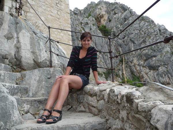 Анна Грознаяборщ