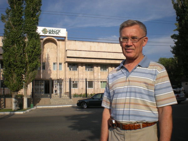 Владимир Хлёсткин