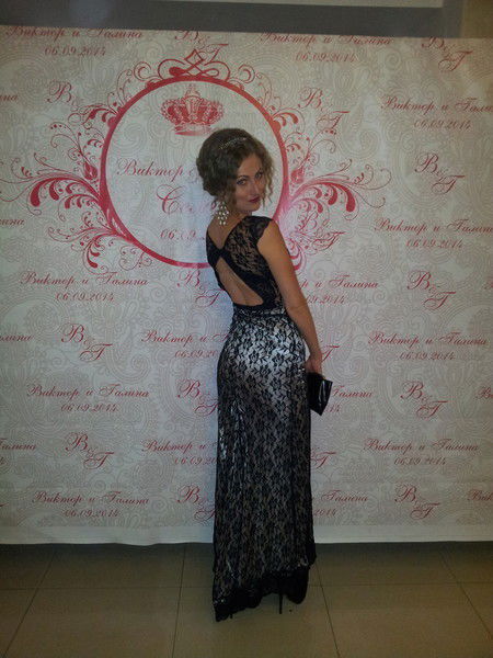 Женя Попова