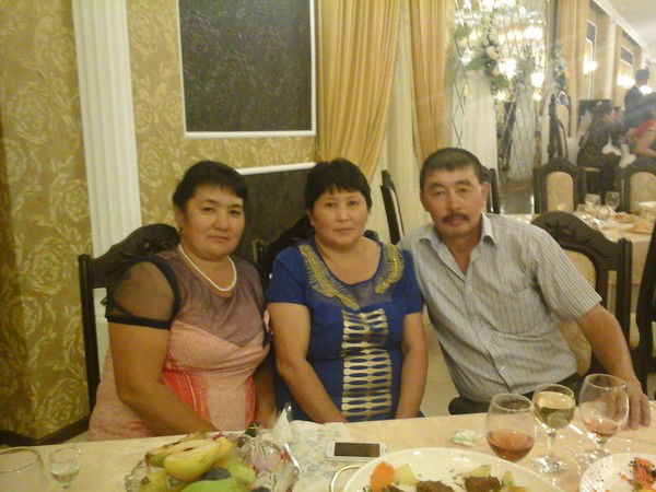 Лиза Сапарова