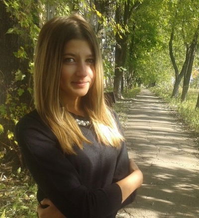 Юля Серикова