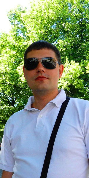 Виталий Овчаров