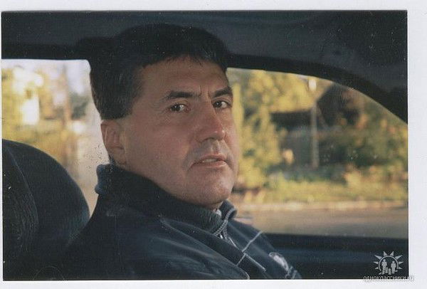 Александр Леушин