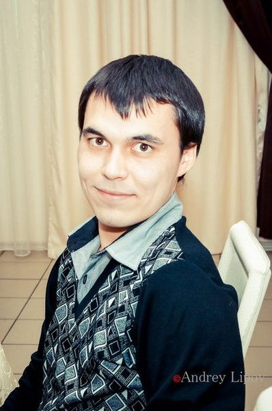 Артем Искандаров