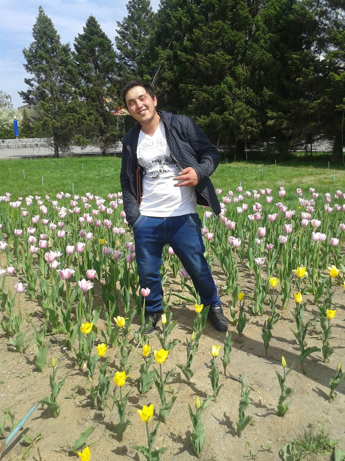 Ильяс Хурчатов