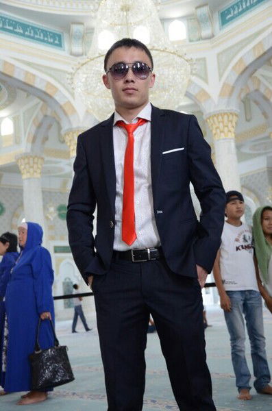 Алмаз Есалиев