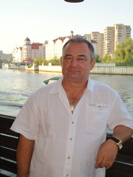 Олег Карпов