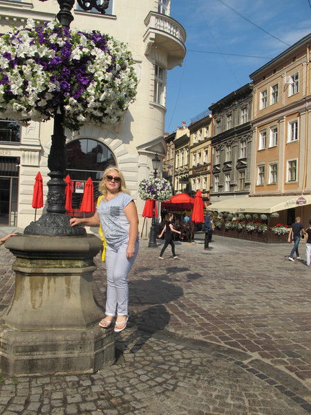 Людмила Буркаленко