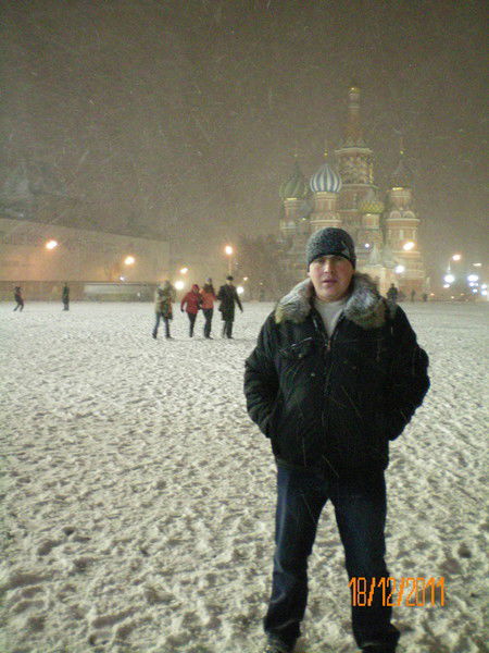 Женя Тихонов