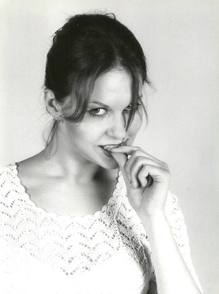 Люба Леонова