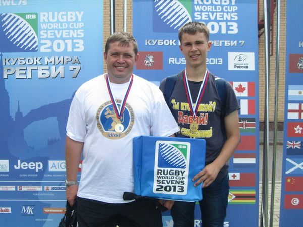 Юрий Антонов