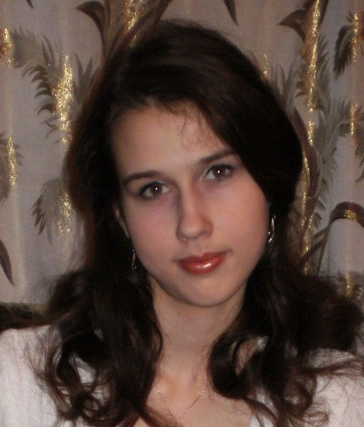 Лена Паутова