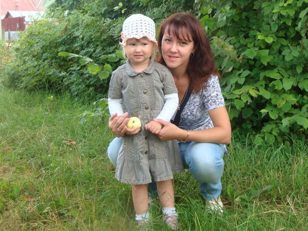 Елена Захарова