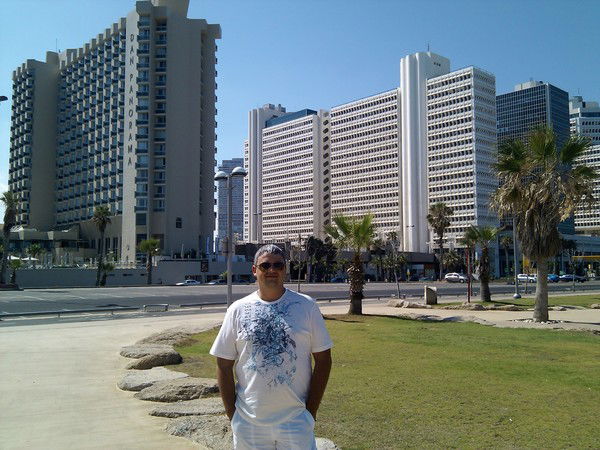 Леонид Деденов