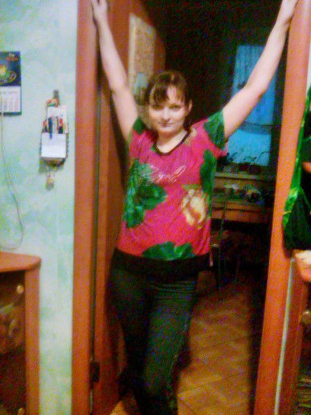 Надя Попова