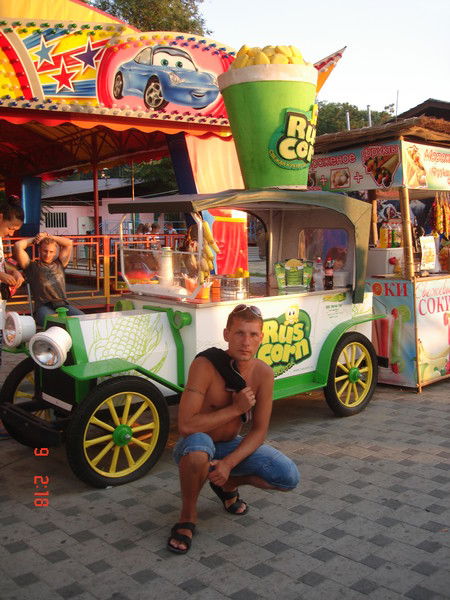 Сергей Лазарев