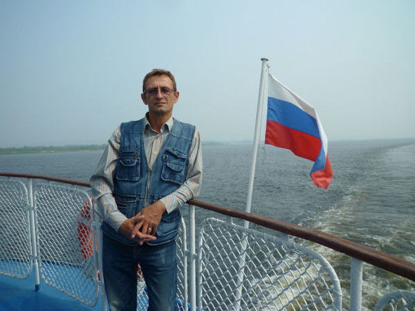 Юрий Азаров