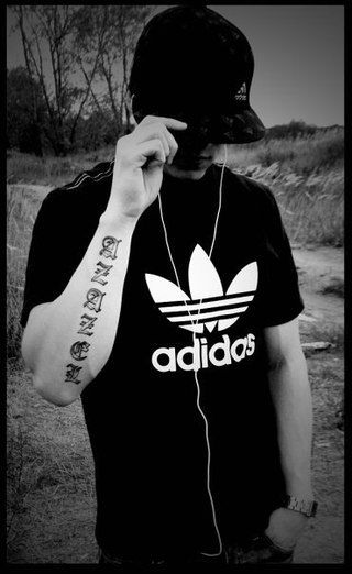 ►●Ӄâҏḿâĥĥṅӄ●◀ ฿Âźâ