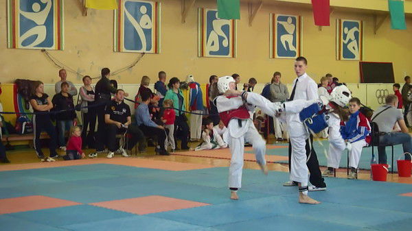 Эдуард Назаров