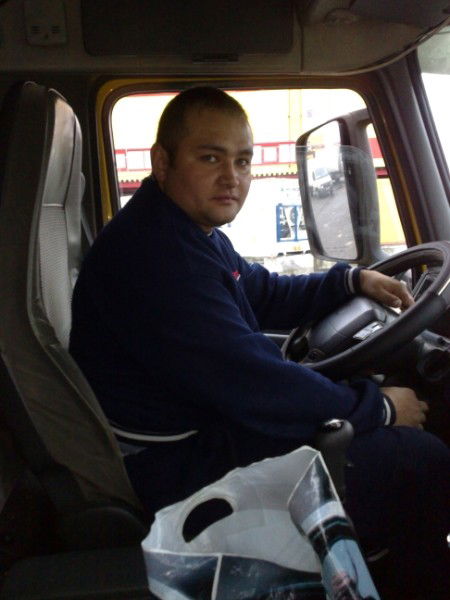 Бахром Хамдамов