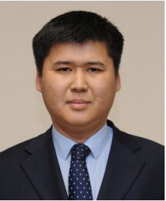 Айбек Утешев