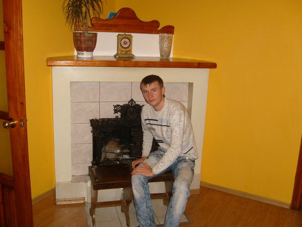 Александр Позняк