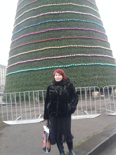 Наташа Белая