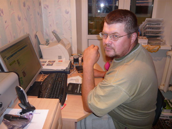 Юрий Комаров