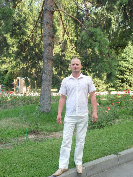 Костя Бенеш