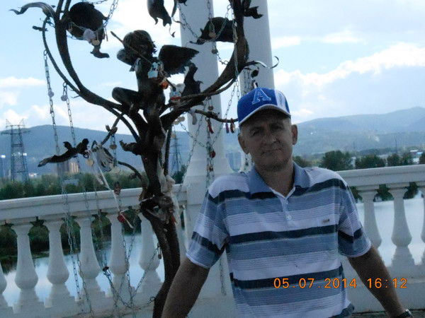 Юрий Плаксунов