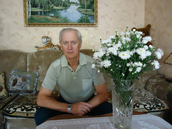 Александр Митрофанов