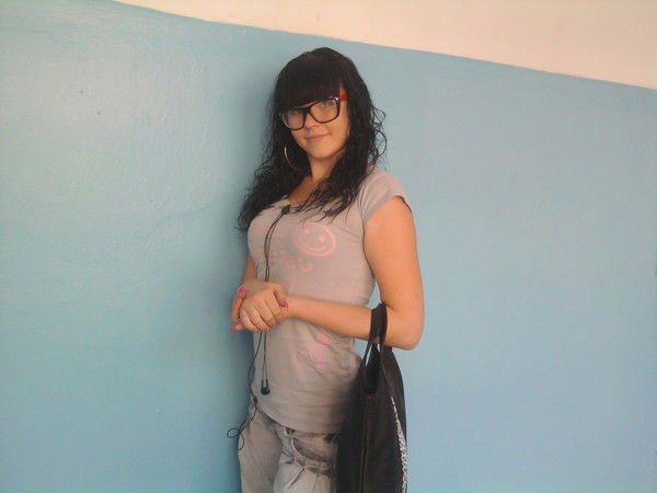 Юлечка Шестакова