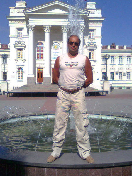 Виталий Новиков