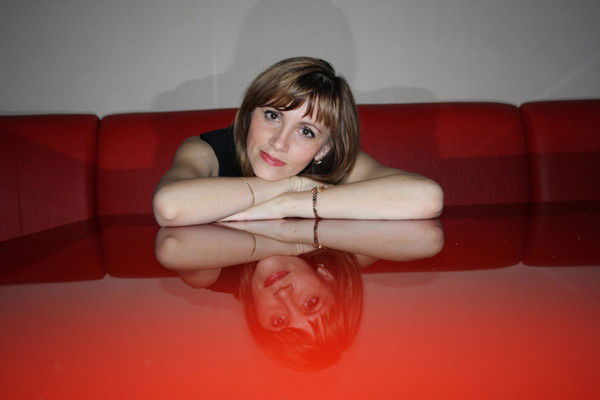 Елена Елена