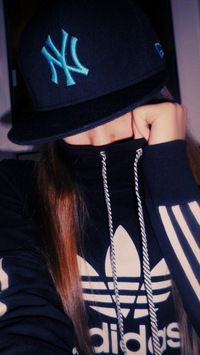 Оленька Лебедева