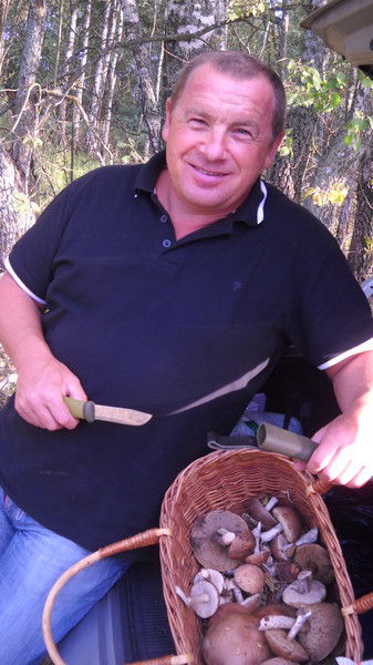 Геннадий Аниканов