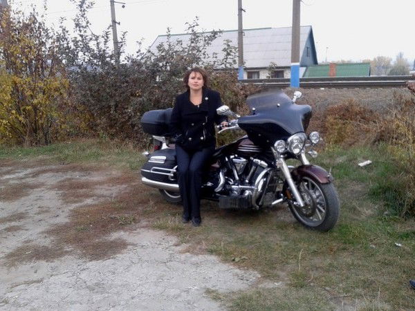 Оля Миронова