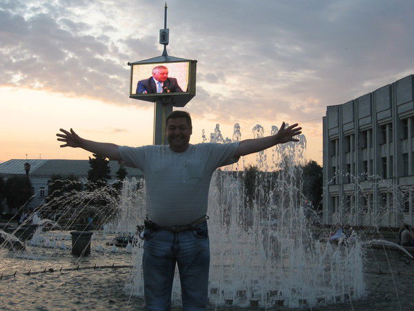 Виктор Крестиничев