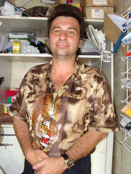 Александр Ларионов