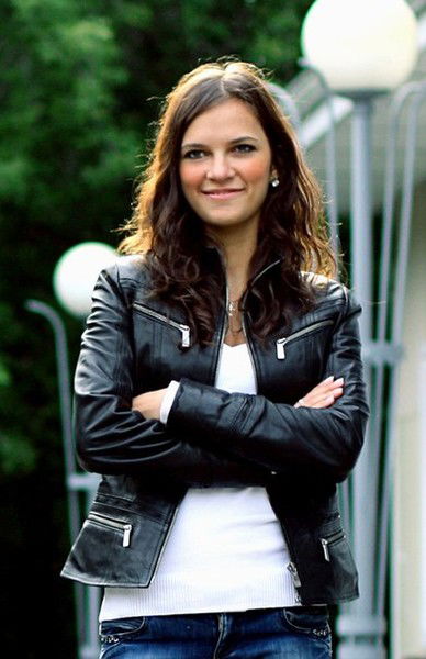 Наташа Бродецкая