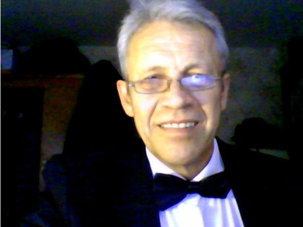 Юрий Иванов