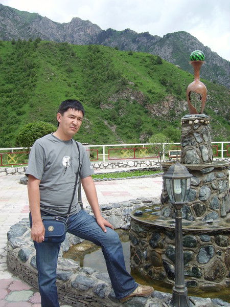 Мирлан Болжобеков