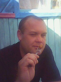 Денис Попов