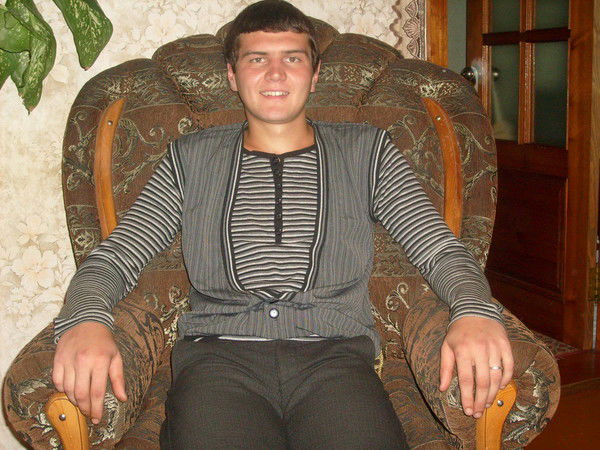 Артем Швейников