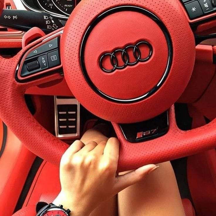 Мухамад Комов