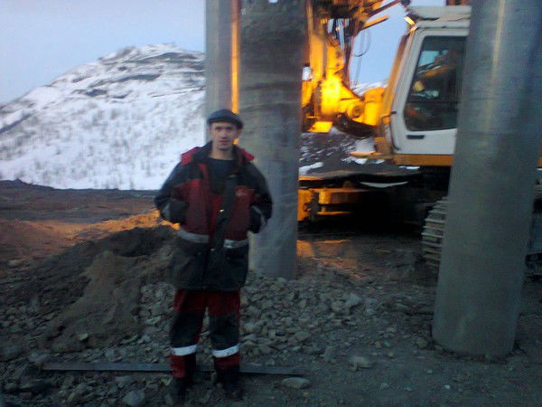 Алекс Саймон