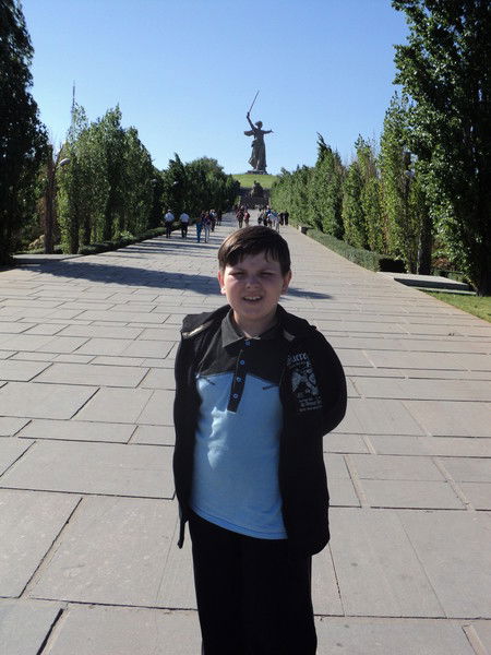 Антон Петров