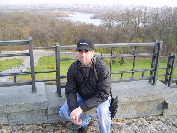 Юрий Козлов