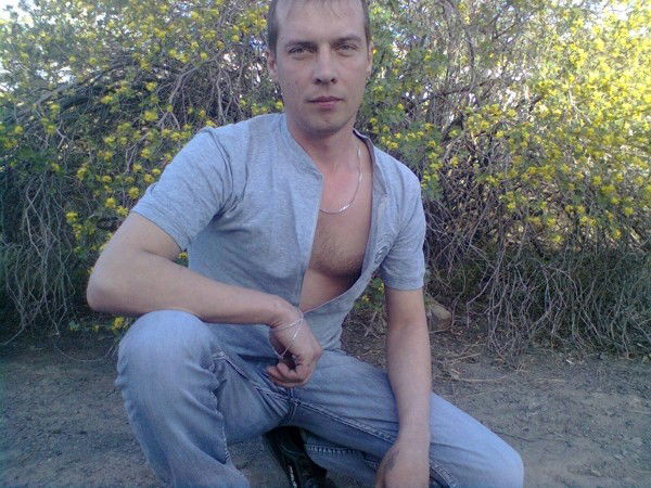 Виктор Елышев